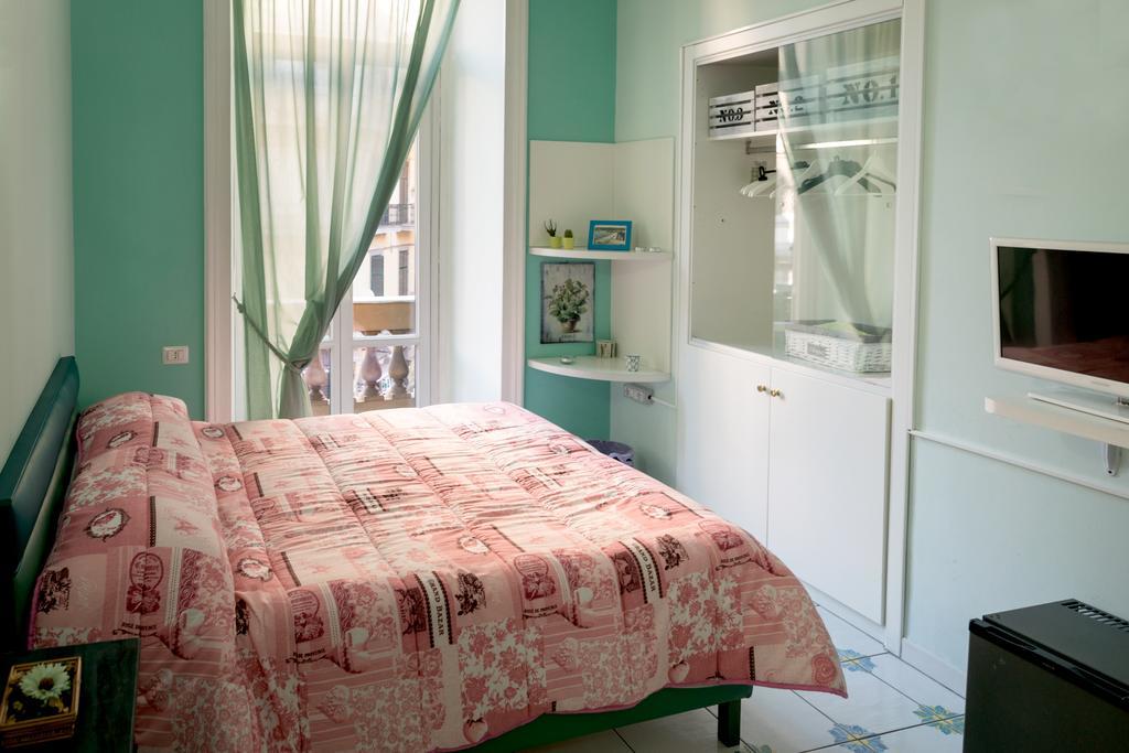 Viaggio A Napoli B&B Exterior photo